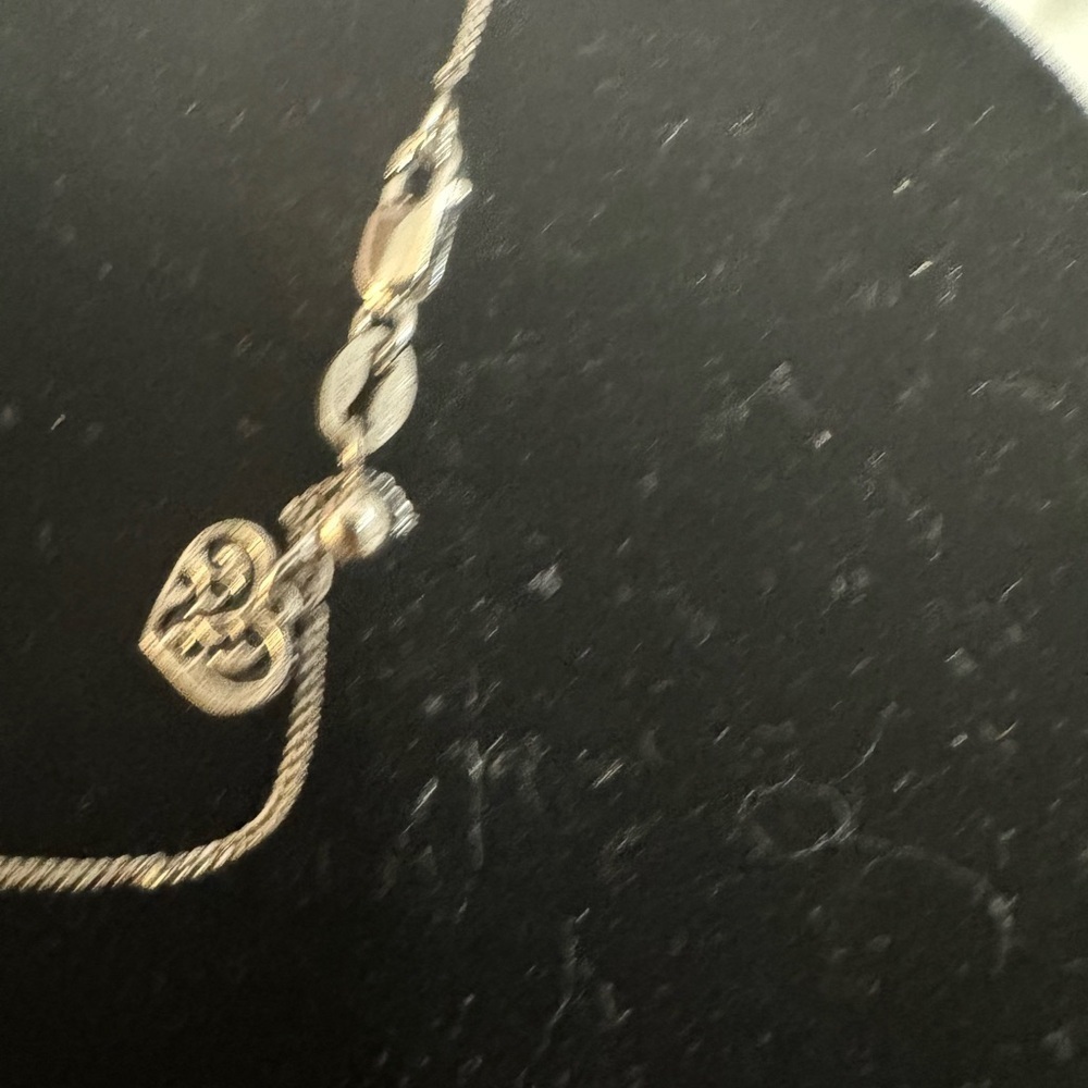 Lois Hill 925 mini heart necklace - Picture 7 of 8